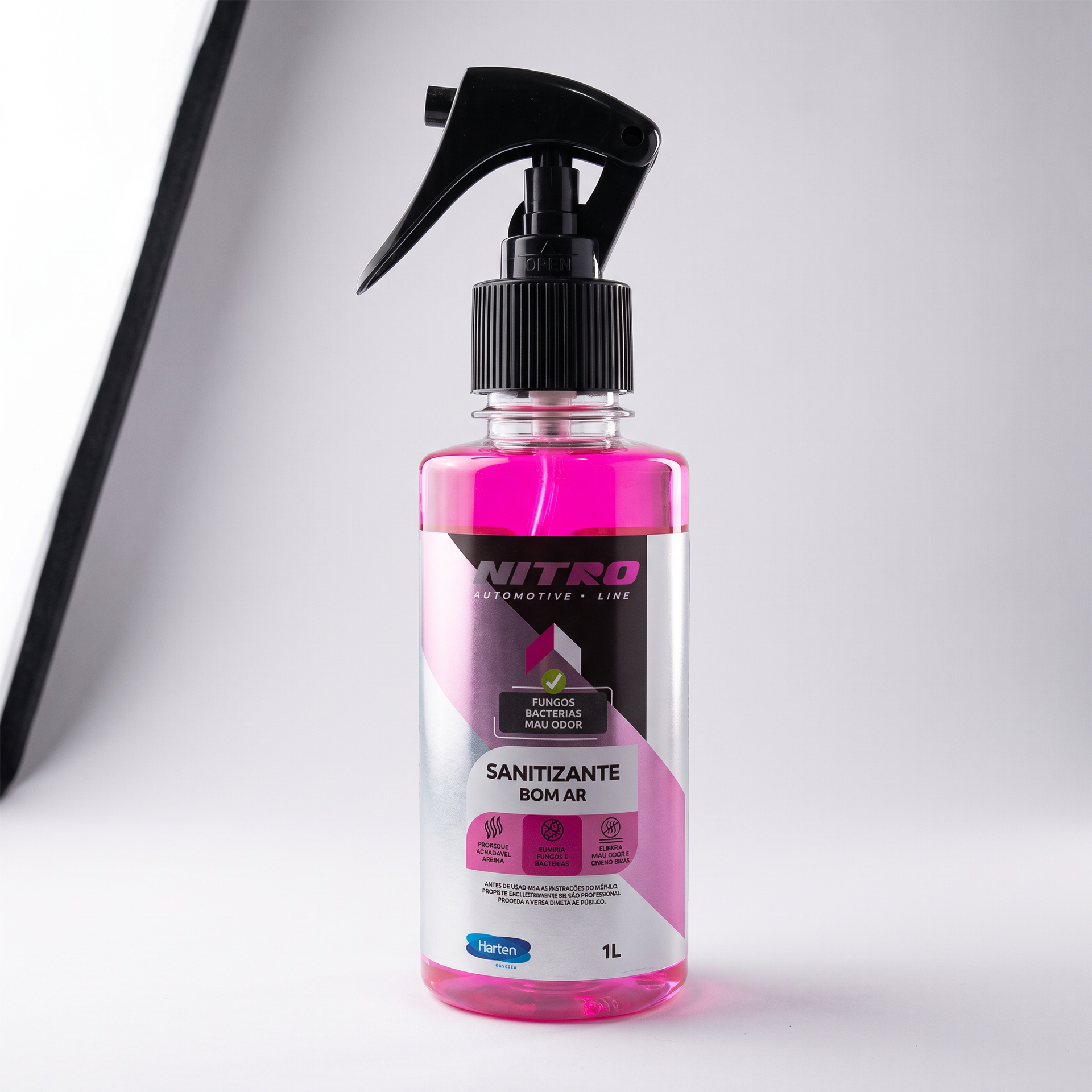 Pneu Pretinho 5L — perfil lateral